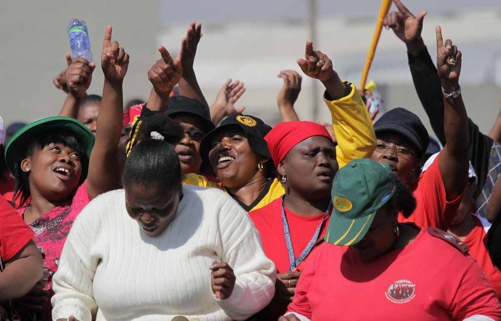 PSA not budging as government, unions agree to above-inflation wage hikes