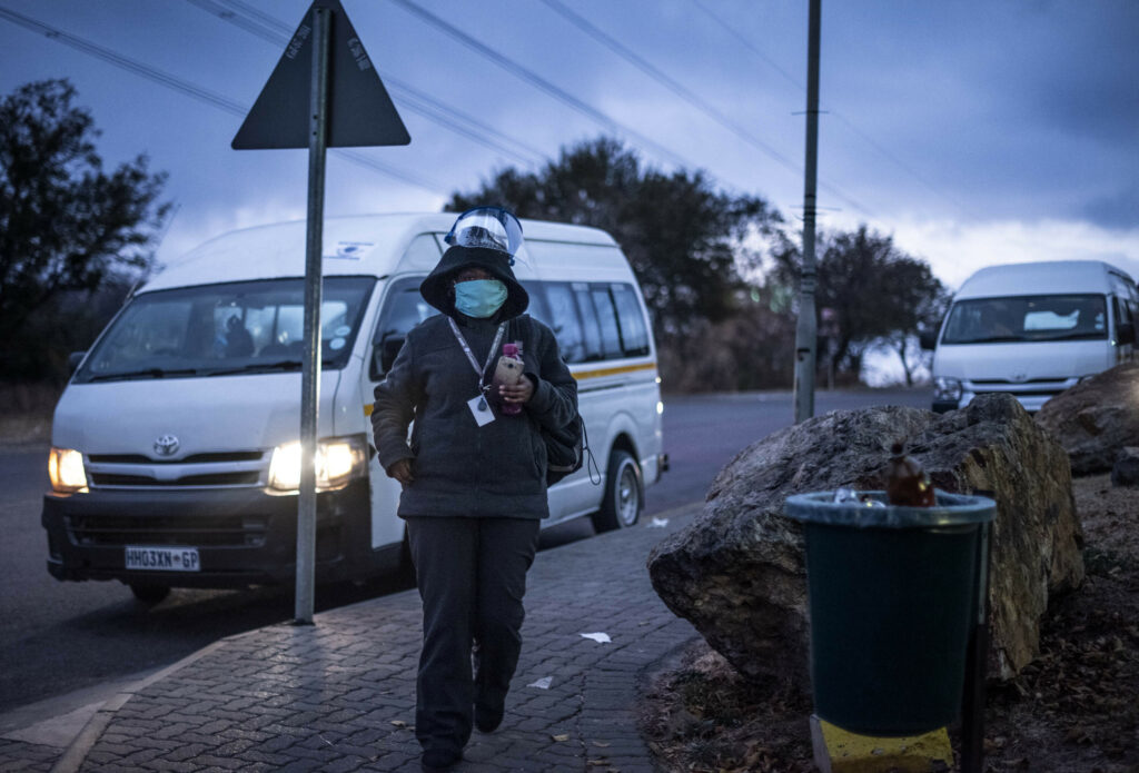 Covid-19 positive health workers accused of ‘carelessness’